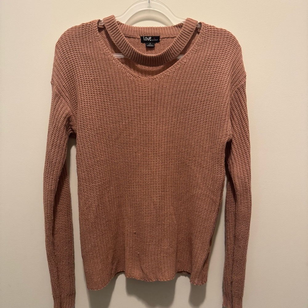 Love By Chesley Pink V Neck off the shoulder sweater size SMALL